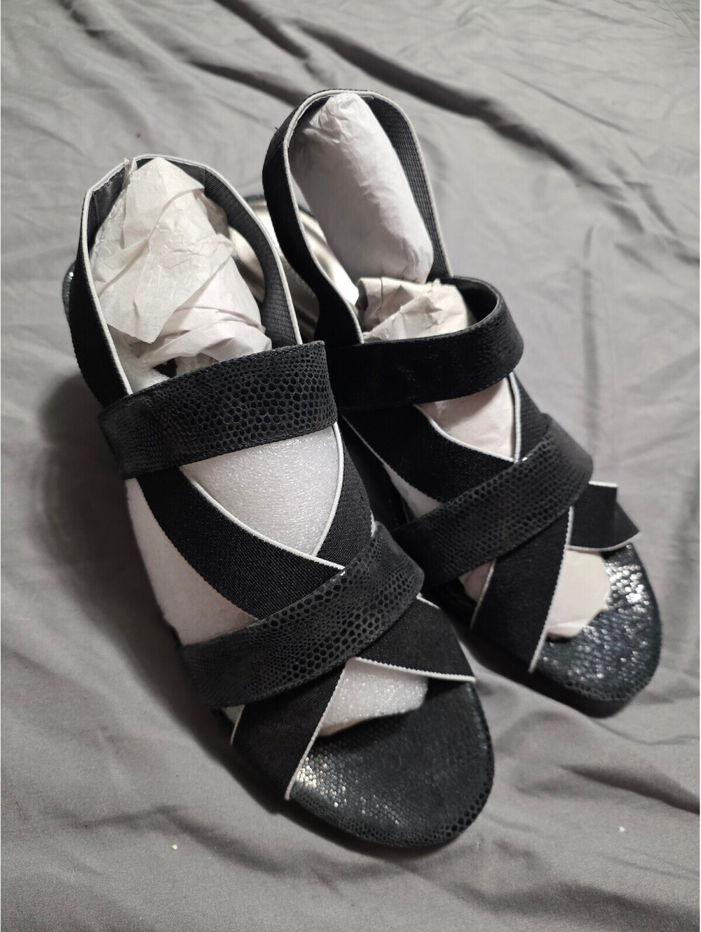 NEW womens size 11 Footsmart black strappy heel